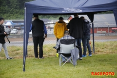 Svenskt Sportvagnsmeeting på Ring Knutstorp.
Blandat väder med sol, regnskurar och åska.