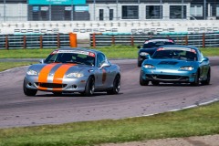 2MX5SC240811-137