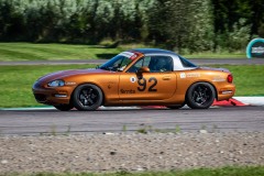 2MX5SC240811-218